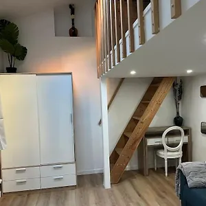  Apartment : Charmant 2 Pieces Au Calme